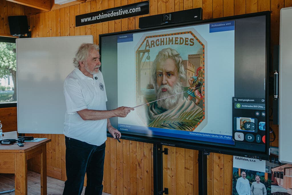 Přednáška o Archimédovi v učebně ARCHIMEDES