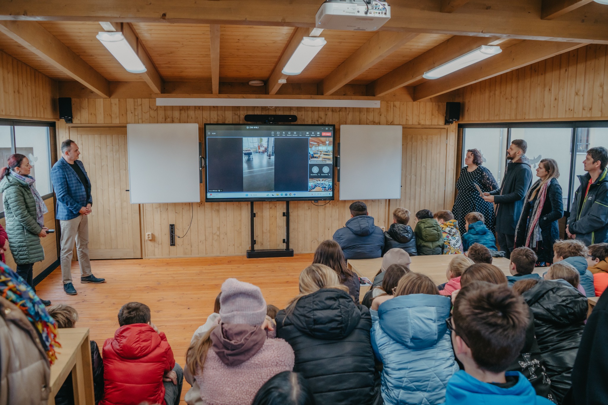ARCHIMEDES Live with students